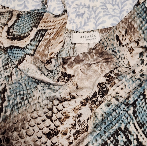 Romper - Picture 3 of 3